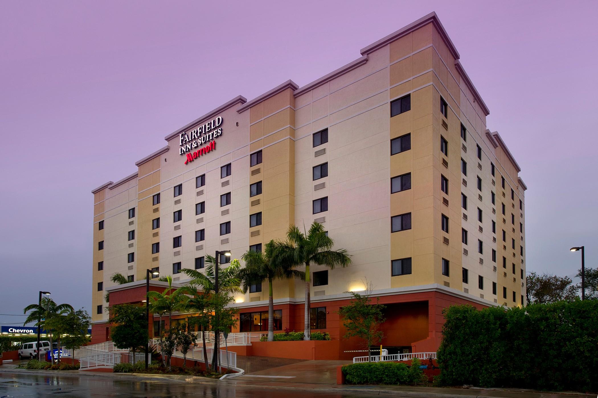Fairfield Inn & Suites By Marriott Miami Airport South Exterior foto